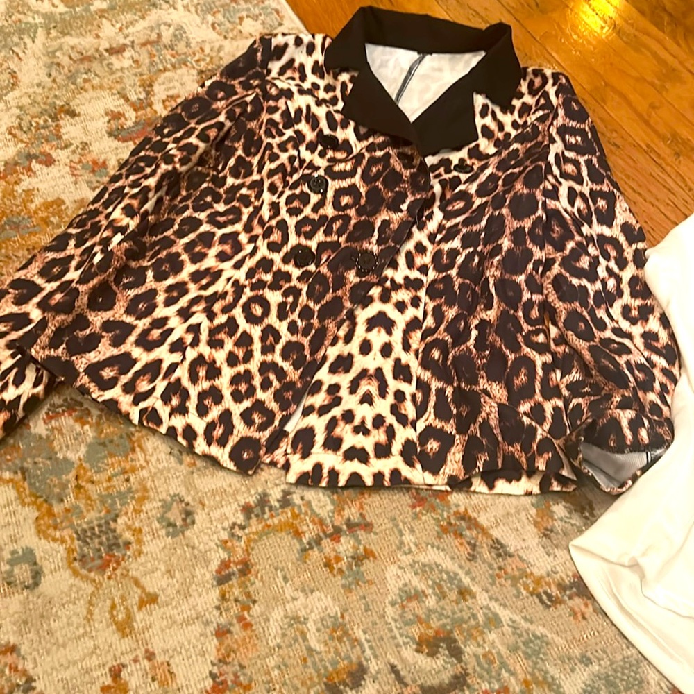 Leopard blazer